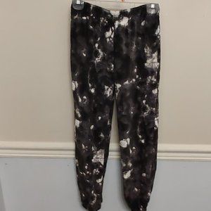 T & B boys gray and white sleepwear nwot